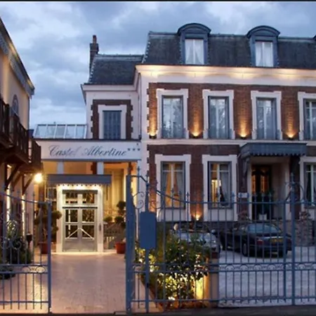 Castel Albertine 호텔 3*